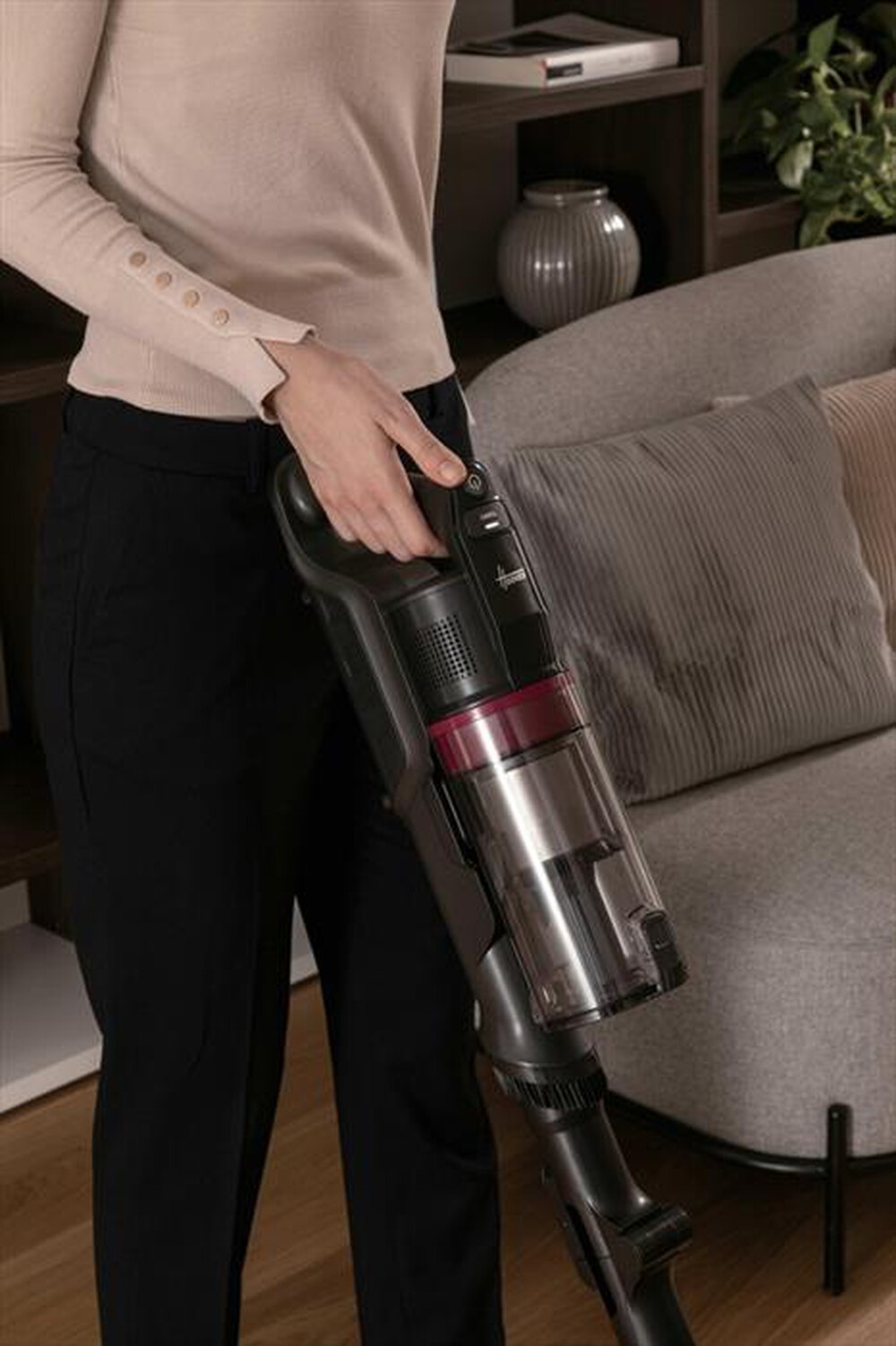 Immagine del prodotto HOOVER - Aspirapolvere ricaricabile HF1P10HX 011-Magenta