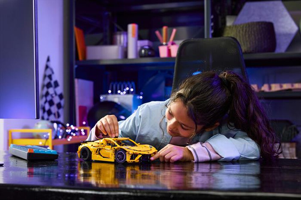 Immagine del prodotto LEGO - TECHNIC Chevrolet Corvette Stingray 42205