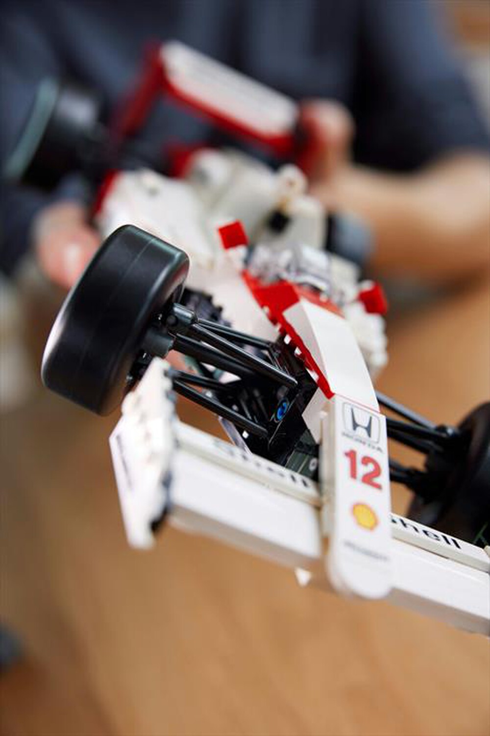 Immagine del prodotto LEGO - ICONS McLaren MP4/4 e Ayrton Senna 10330