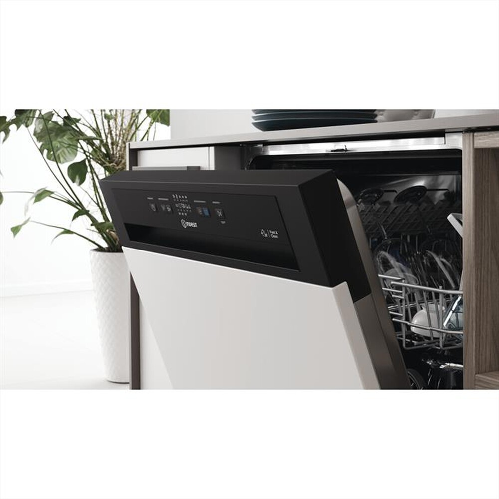 "INDESIT - Lavastoviglie incasso DBE 2B19 A B Classe F"