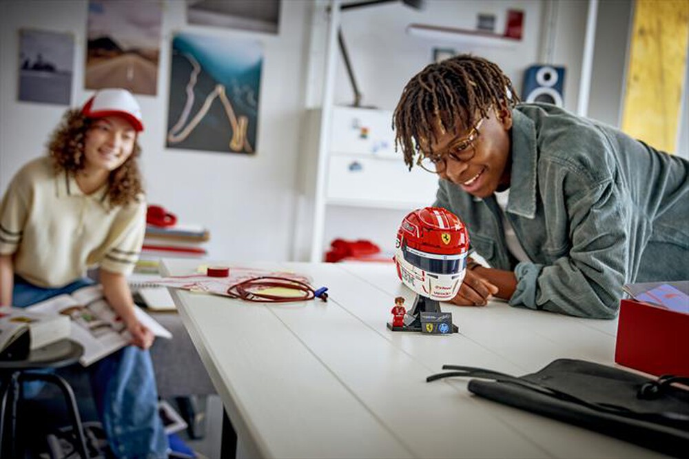 Immagine del prodotto LEGO - 43014- CASCO DI CHARLES LECLERC SCUDERIA FERRARI-Multicolore