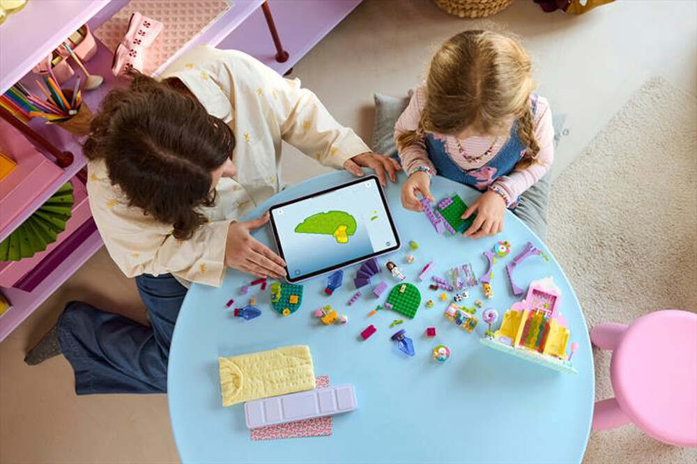 Immagine del prodotto LEGO - GABBY'S DOLLHOUSE Dolce montagna e Giardino 11205