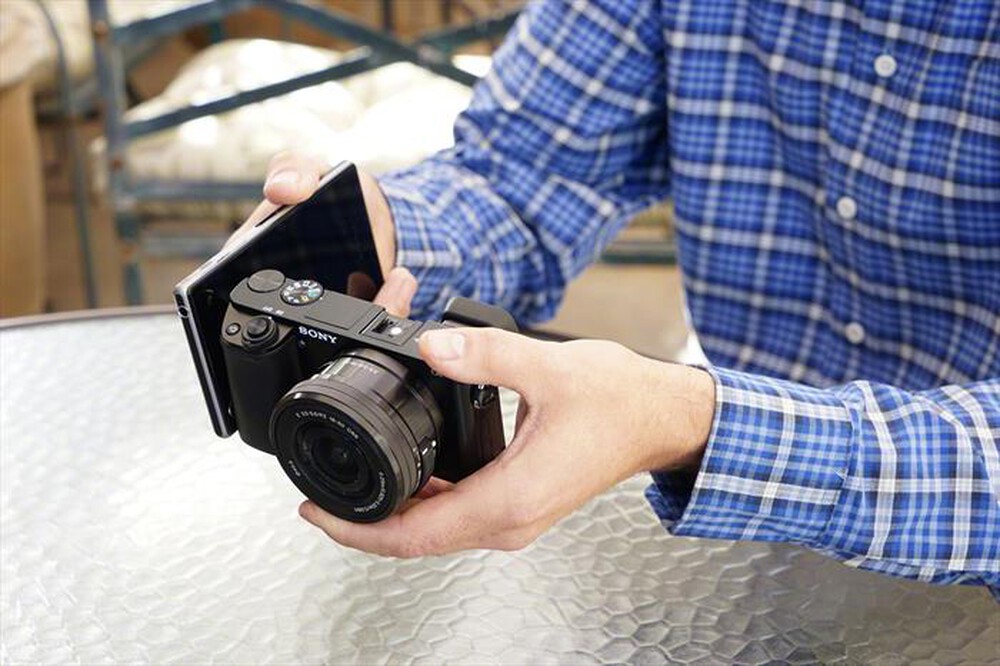 "SONY - Alpha ILCE6000LB-black"