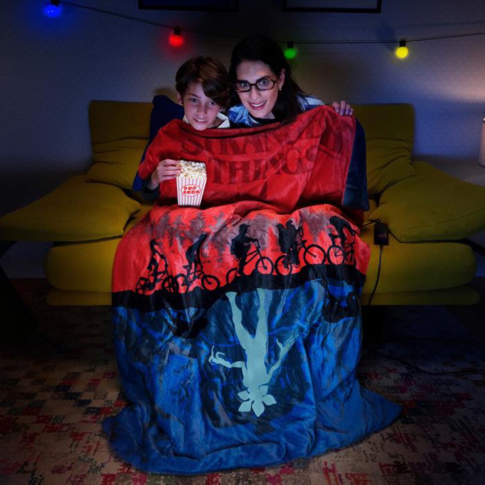 Immagine del prodotto IMETEC - CALDOPLAID STRANGER THINGS 160X120 CM-Rosso e Blu