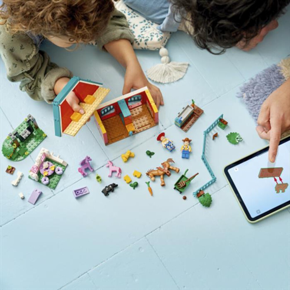 Immagine del prodotto LEGO - DISNEY Il ranch dei cavalli di Blaze - 43304