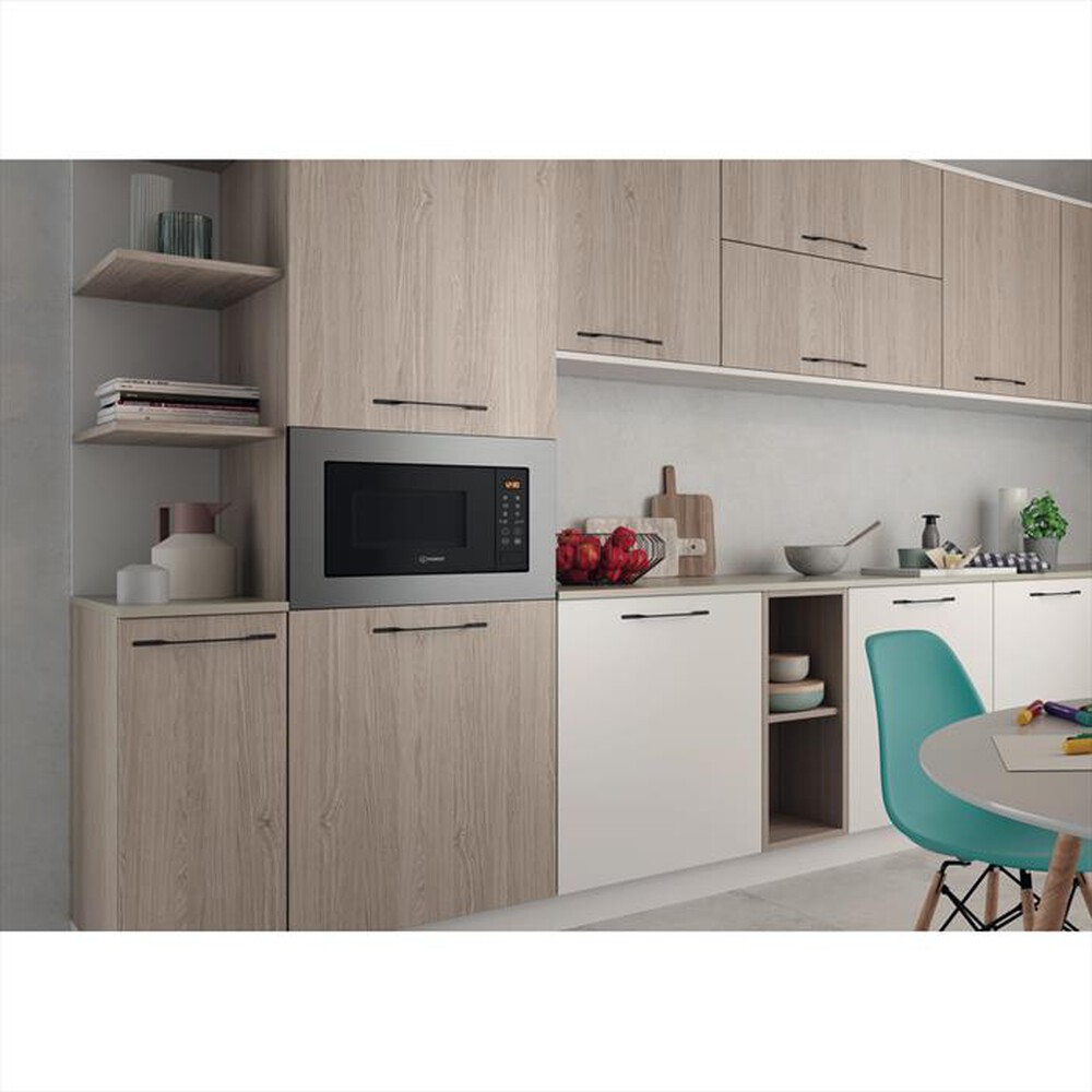 "INDESIT - MWI 120 GX MICROWAVE ID"
