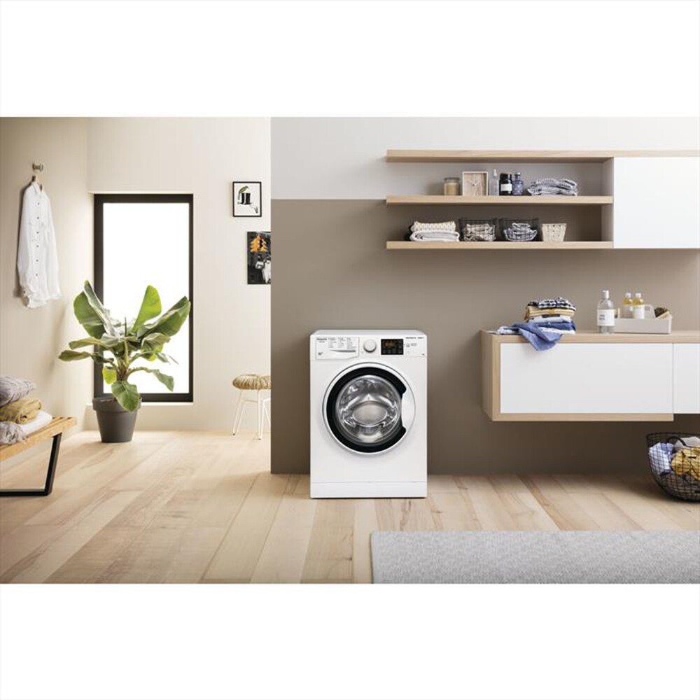 "HOTPOINT ARISTON - Lavatrice slim EU RSSG 7 W IT N 7 Kg Classe D"