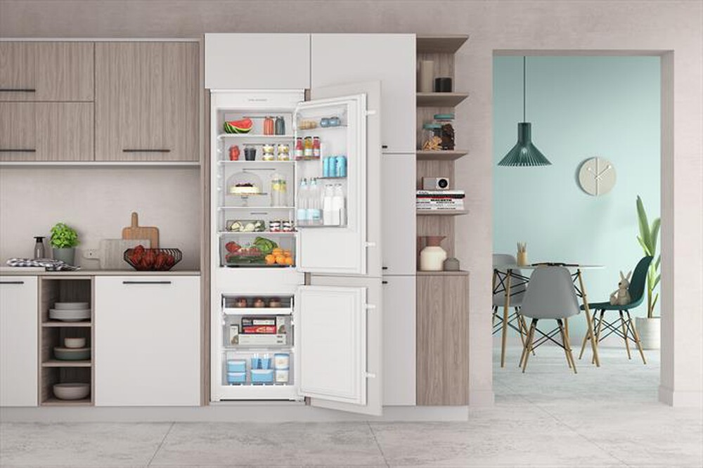 "INDESIT - Frigorifero combinato INC18 T111 Classe F 250 lt-Bianco"