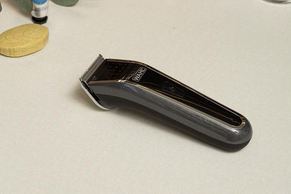 "WAHL - Regola capelli Lithium Pro LCD 1902-Nero"