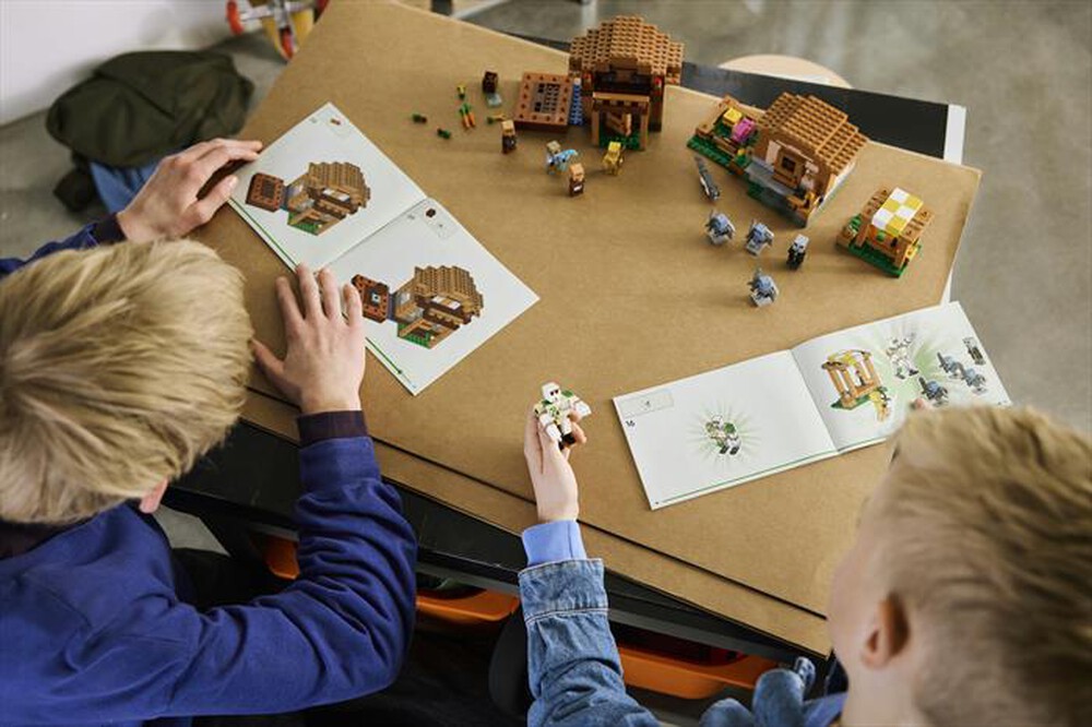 Immagine del prodotto LEGO - MINECRAFT Attacco villaggio dell&rsquo;Evocatore - 21596