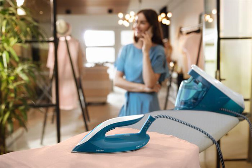 "PHILIPS - SISTEMA STIRO PERFECTCARE SERIES 7000 PSG7025/20"