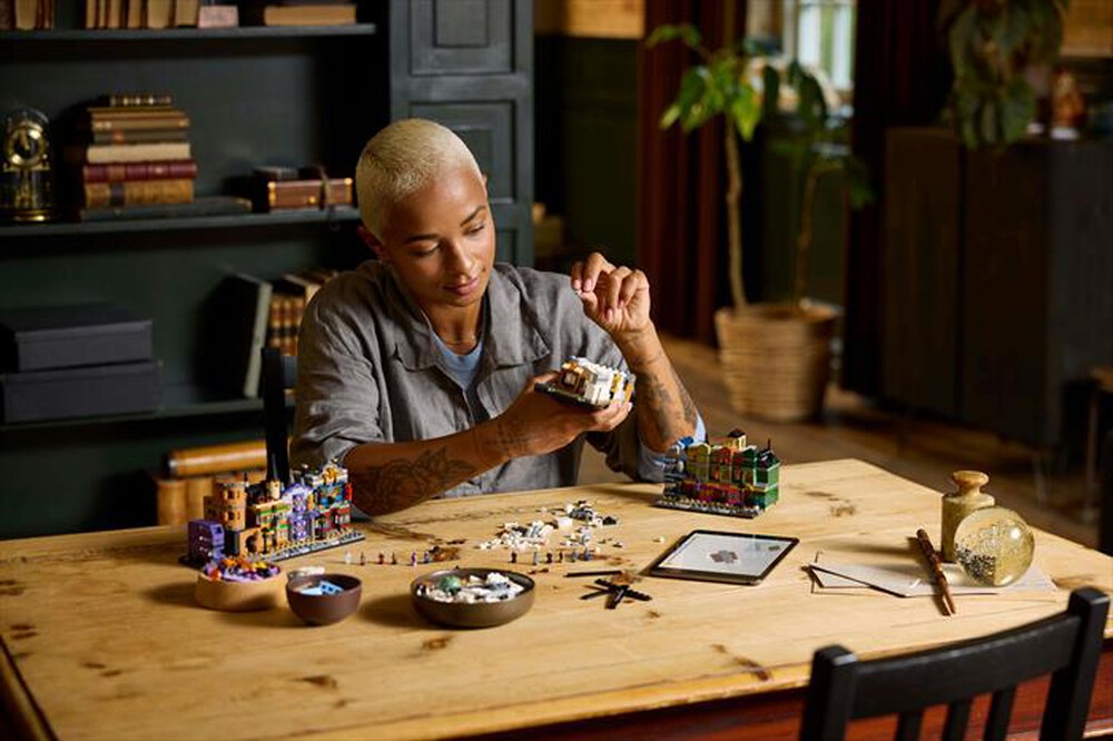 Immagine del prodotto LEGO - HARRY POTTER Negozi di magia di Diagon Alley 76444