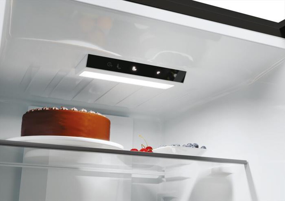 "CANDY - Frigorifero combinato CNCQ2T620EB Classe E 409 lt-Black"