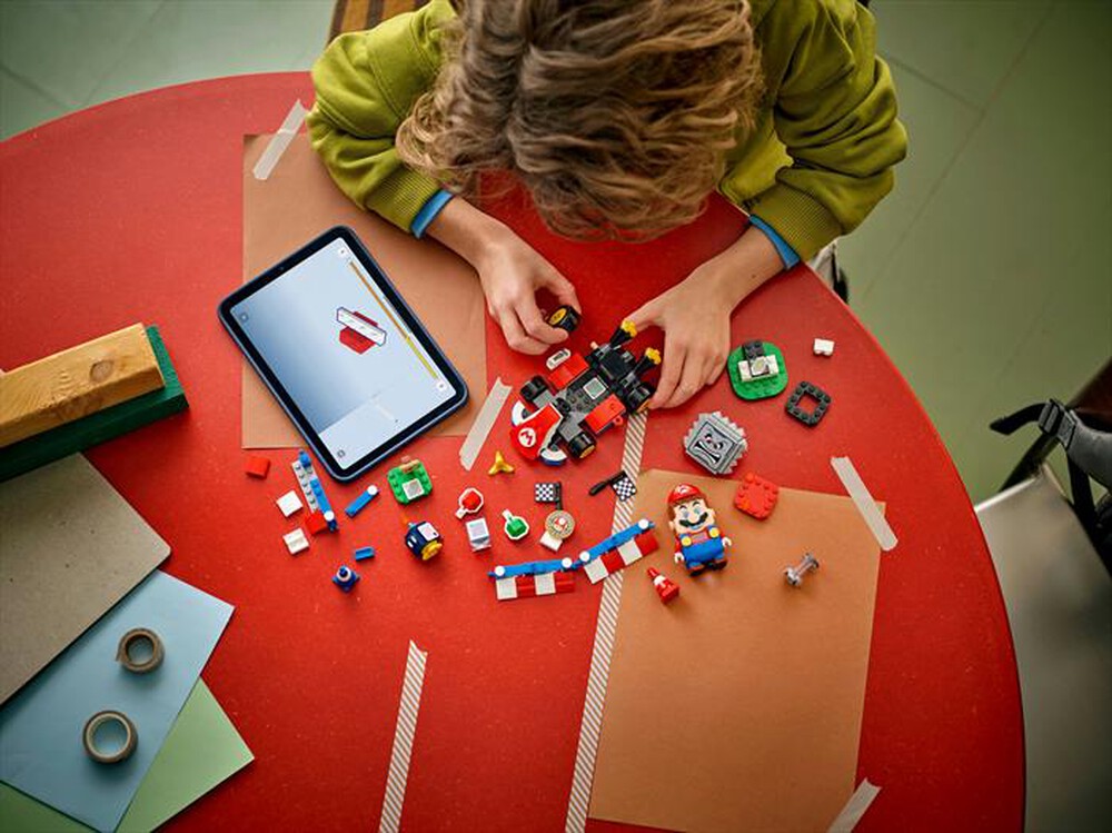 Immagine del prodotto LEGO - Mario Kart Mario interattivo e Kart standard 72043