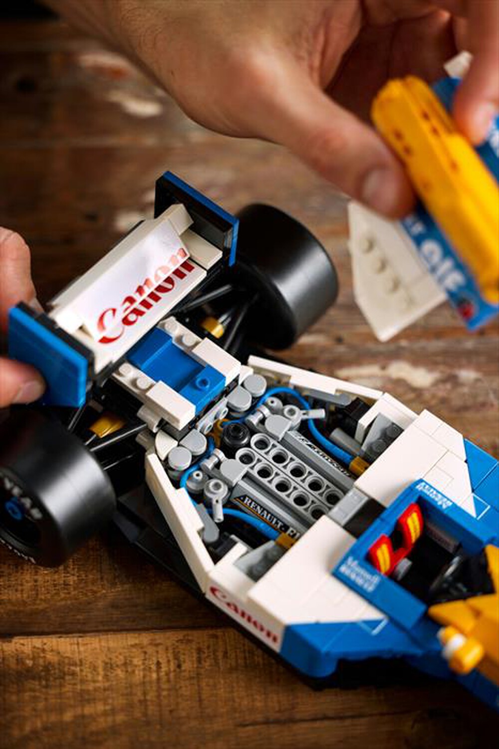 Immagine del prodotto LEGO - ICONS Williams Racing FW14B e Nigel Mansell 10353
