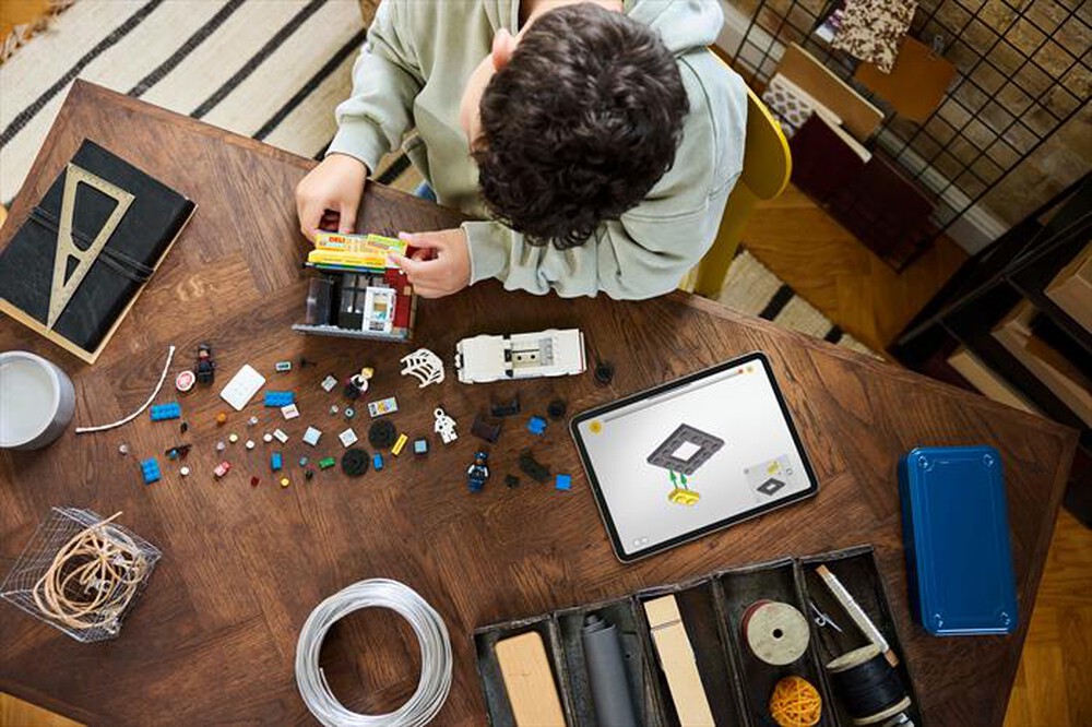 Immagine del prodotto LEGO - Spider-Verse: Miles Morales vs. la Macchia 76311