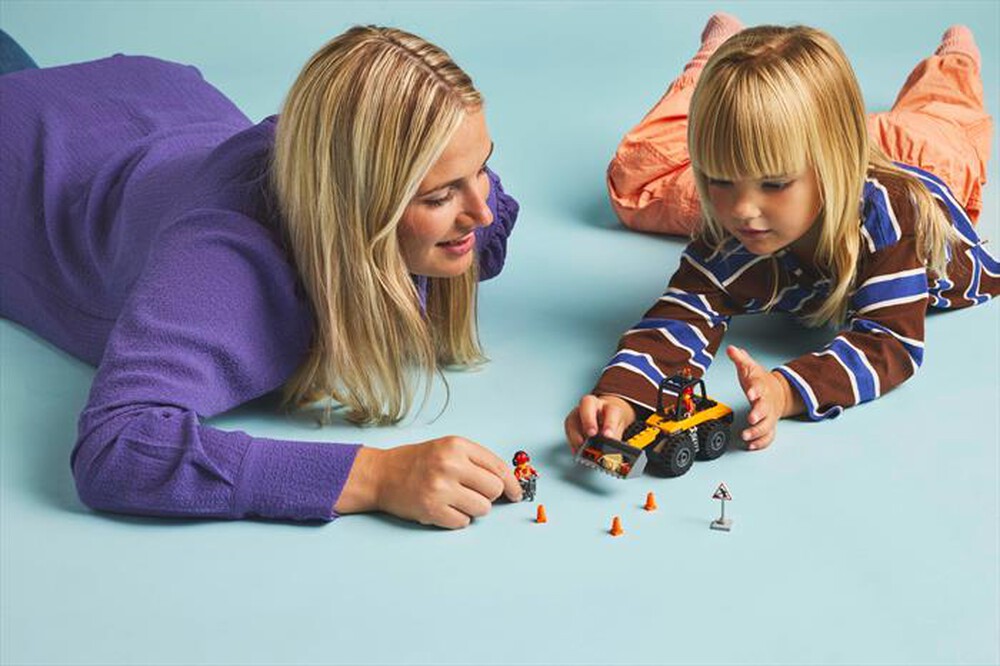 Immagine del prodotto LEGO - CITY GREAT VEHICLES Pala gommata gialla 60450