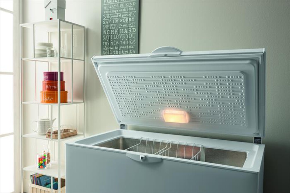 "INDESIT - Congelatore orizzontale OS 2A 300 H Classe E 315lt-Bianco"