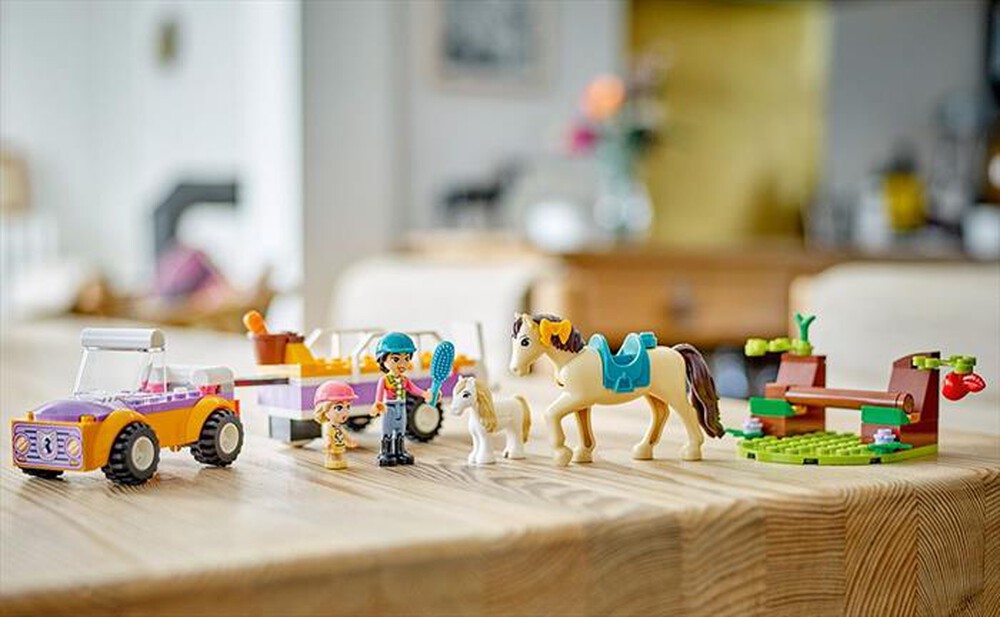 Immagine del prodotto LEGO - FRIENDS Rimorchio con cavallo e pony 42634