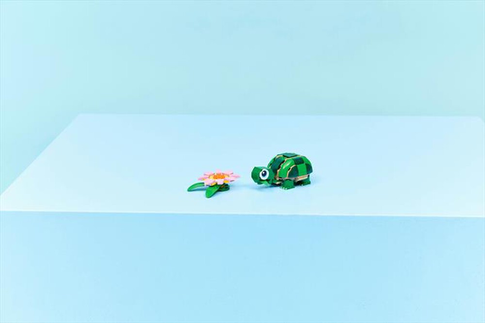 Immagine del prodotto LEGO - CREATOR 3IN1 Tartaruga con fiore di ninfea - 31377