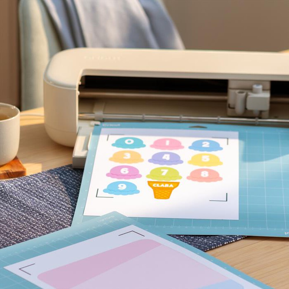 Immagine del prodotto CRICUT - Macchina da taglio EXPLORE 5 CREAM EMEA