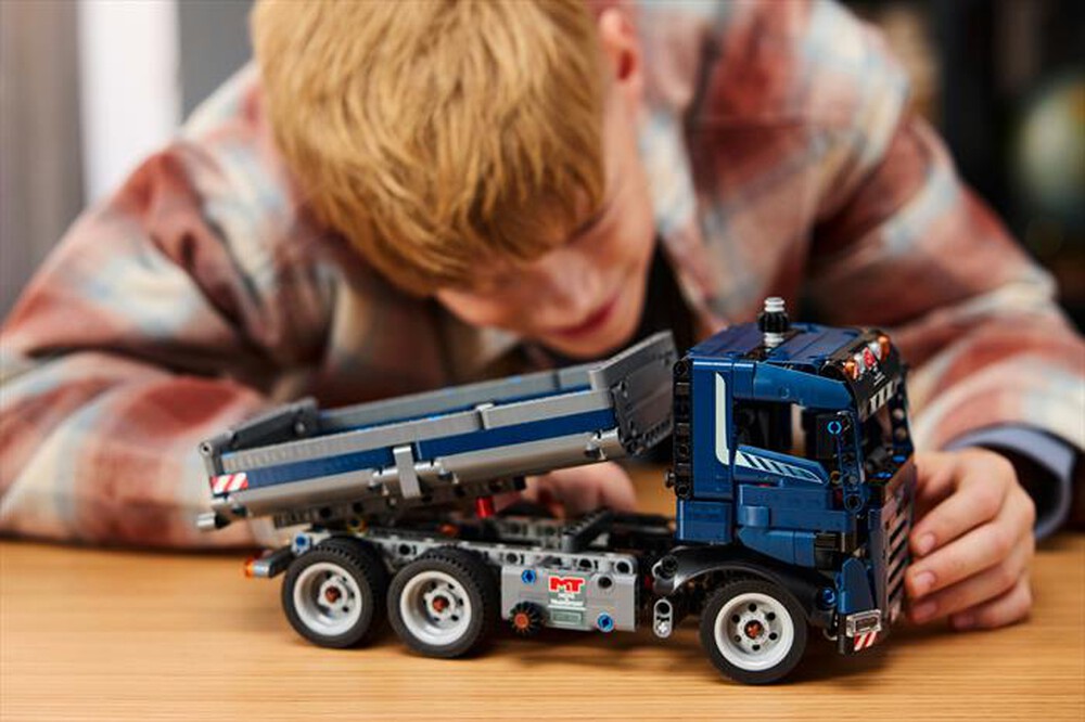 Immagine del prodotto LEGO - TECHNIC Autocarro con cassone ribaltabile 42203