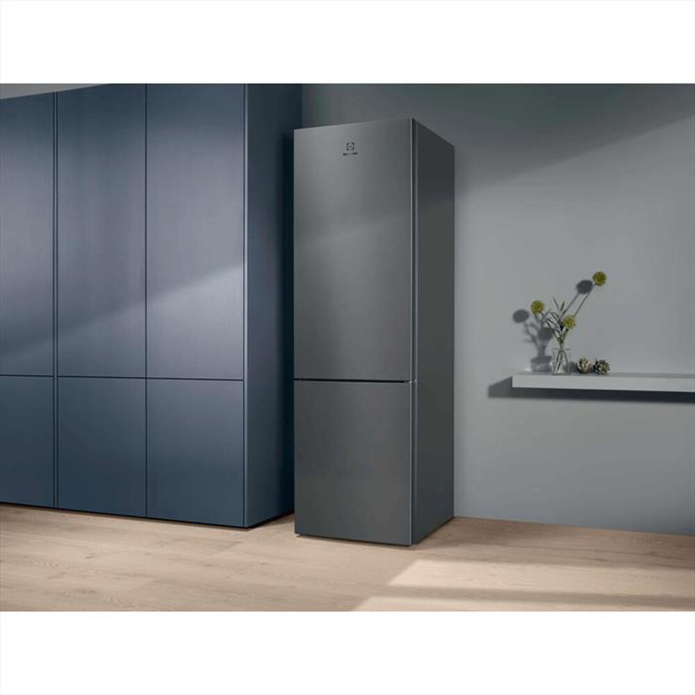 Immagine del prodotto ELECTROLUX - Frigorifero combinato LNT6ME36U Classe E 366 lt-Inox