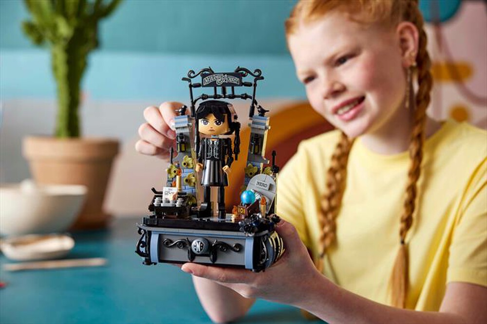 Immagine del prodotto LEGO - WEDNESDAY Personaggio di Mercoled&igrave; Addams 76780