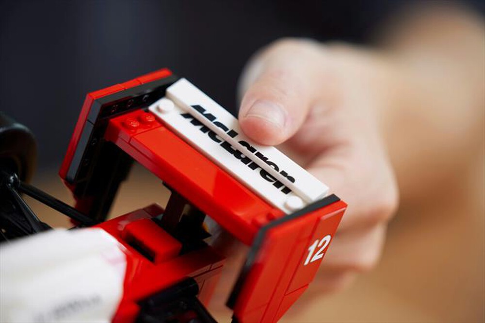 Immagine del prodotto LEGO - ICONS McLaren MP4/4 e Ayrton Senna - 10330
