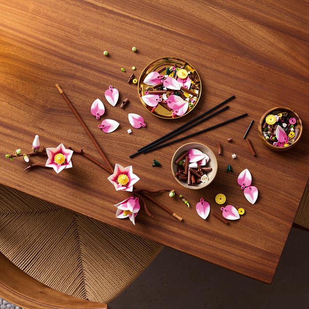 Immagine del prodotto LEGO - BOTANICALS Rametti di magnolia - 11510