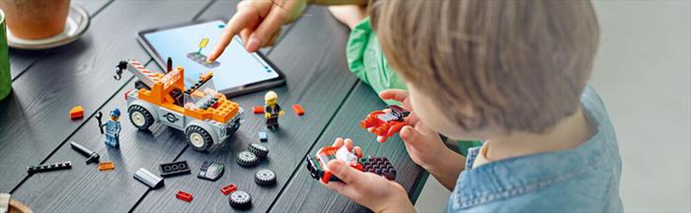 Immagine del prodotto LEGO - CITY Autogrù e officina auto sportive 60435