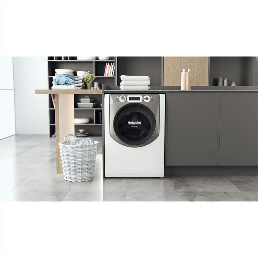 "HOTPOINT ARISTON - Lavatrice slim AQUALTIS AQSD723 EU/A N 7Kg ClasseD-Bianco"