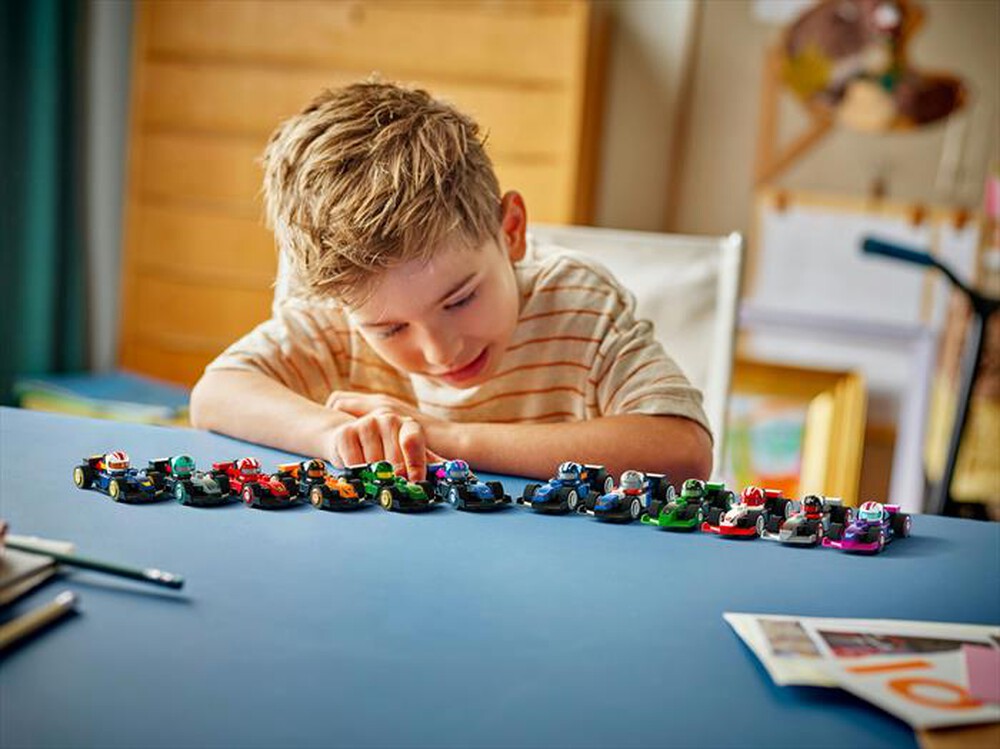 Immagine del prodotto LEGO - MINIFIGURES Monoposto di F1® da collezione 71049