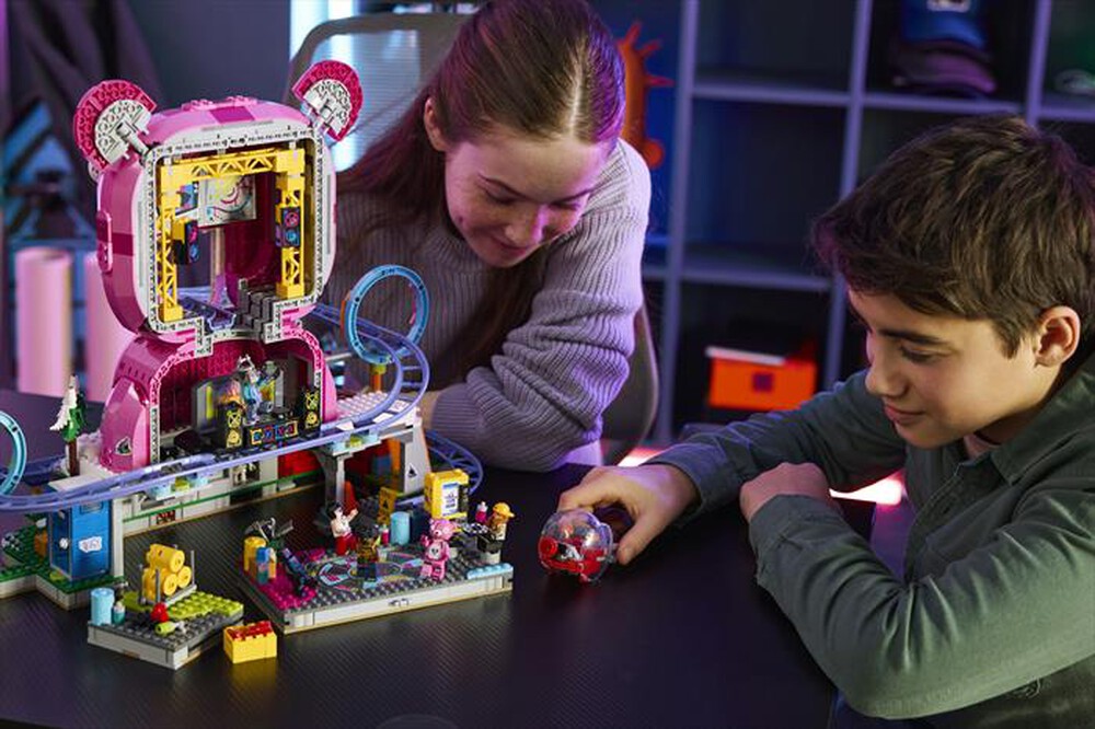 Immagine del prodotto LEGO - FORTNITE Tana Strana - 77082