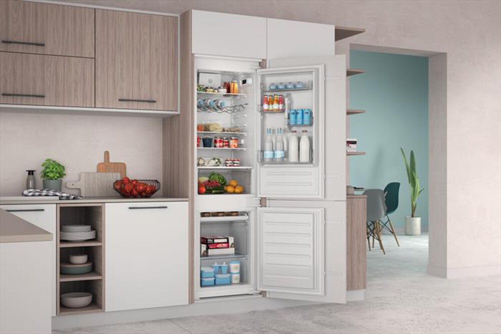 Immagine del prodotto INDESIT - Frigorifero combinato INC18D031B1Classe E 273 lt