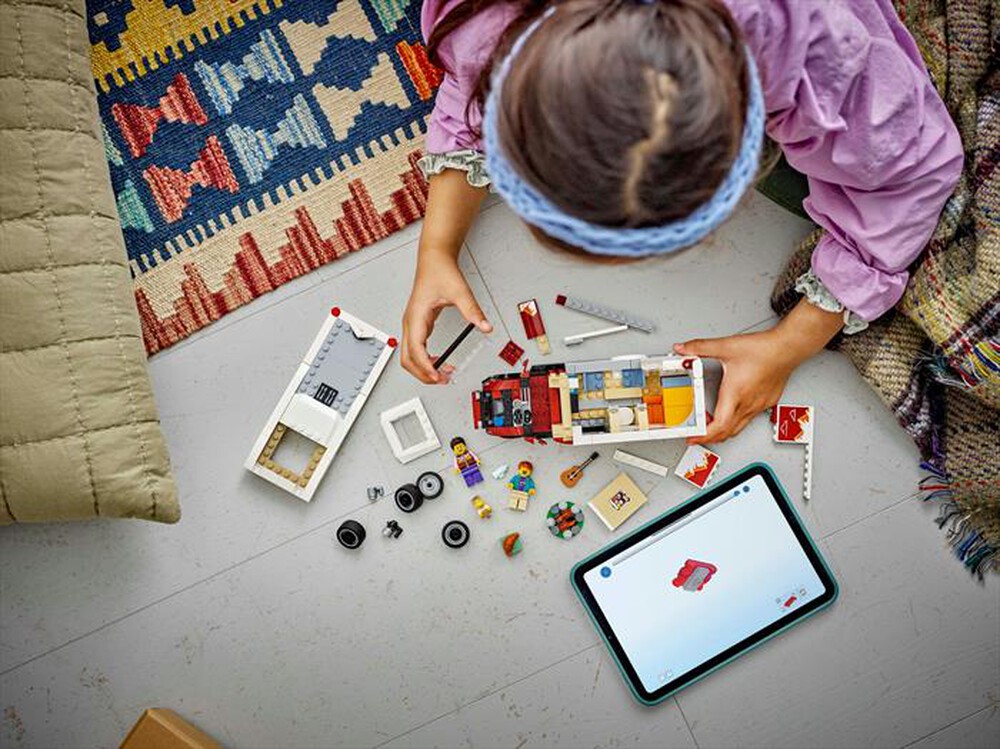 Immagine del prodotto LEGO - CITY Camper van delle vacanze d&rsquo;avventura 60454