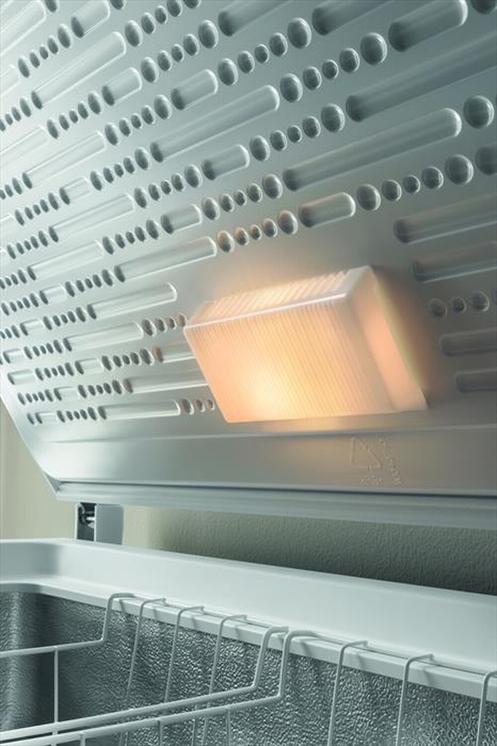 "INDESIT - Congelatore orizzontale OS 1A 400 H 1 Classe F"