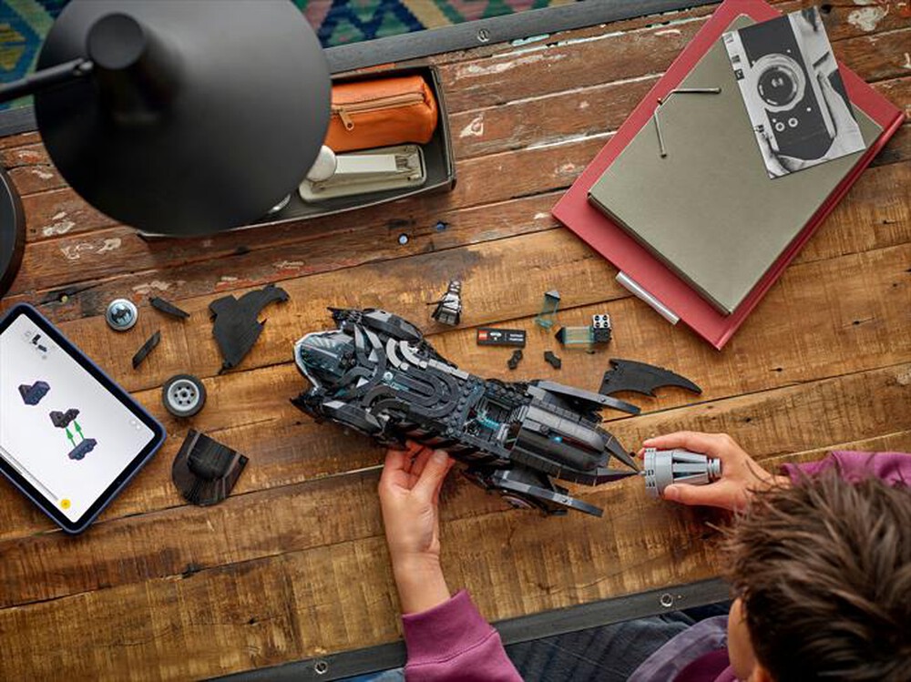 Immagine del prodotto LEGO - SUPER HEROES DC Batmobile&trade; Batman Forever&trade; 76304