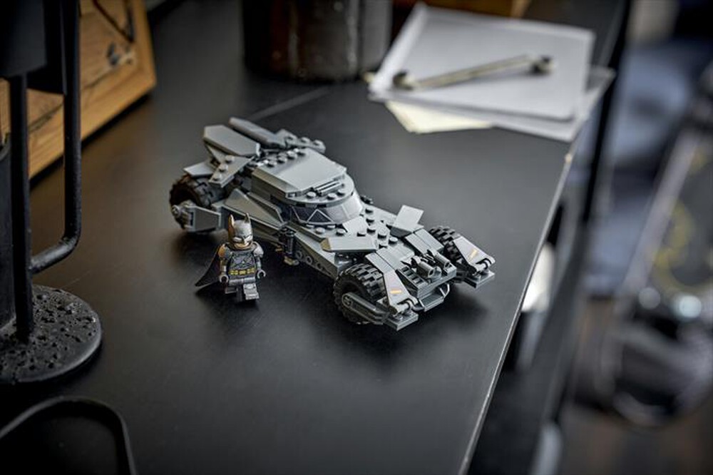 Immagine del prodotto LEGO - DC BATMAN V SUPERMAN - BATMOBILE - 76331-Multicolore