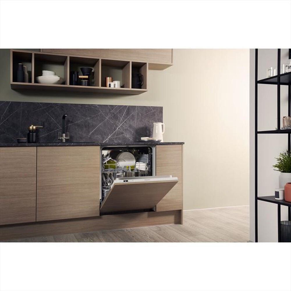 "HOTPOINT ARISTON - Lavastoviglie incasso HIC 3B+26 Classe E-Bianco"