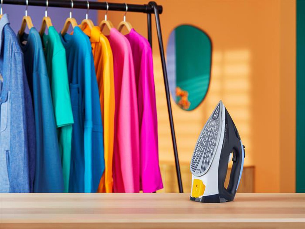 Immagine del prodotto PHILIPS - Ferro da stiro vapore AZUR SERIES 7000 DST7030/20-blu scuro