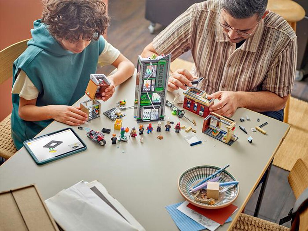 Immagine del prodotto LEGO - SUPER HEROES MARVEL Spider-Man contro Oscorp 76324