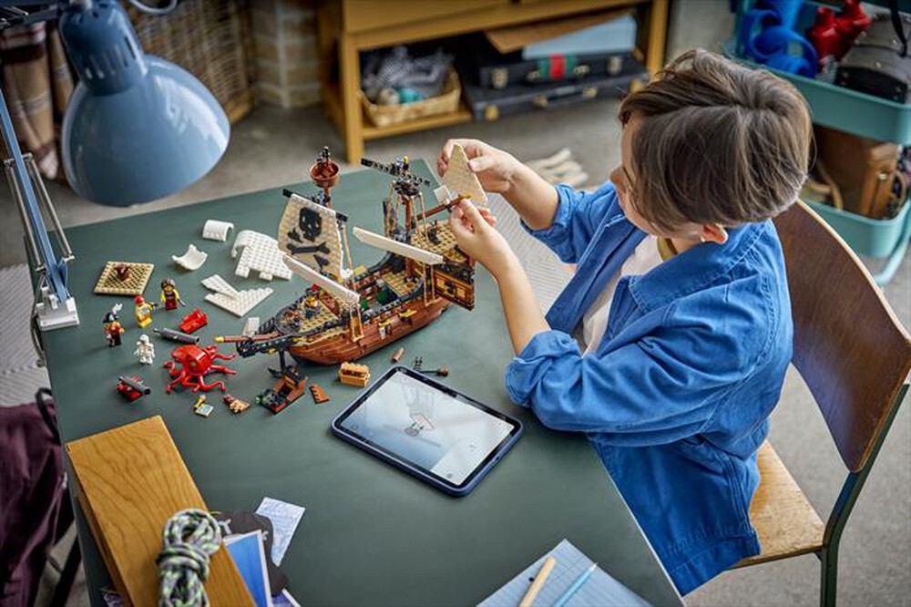 Immagine del prodotto LEGO - CREATORE 3IN1 Iconica nave da pirata - 31387