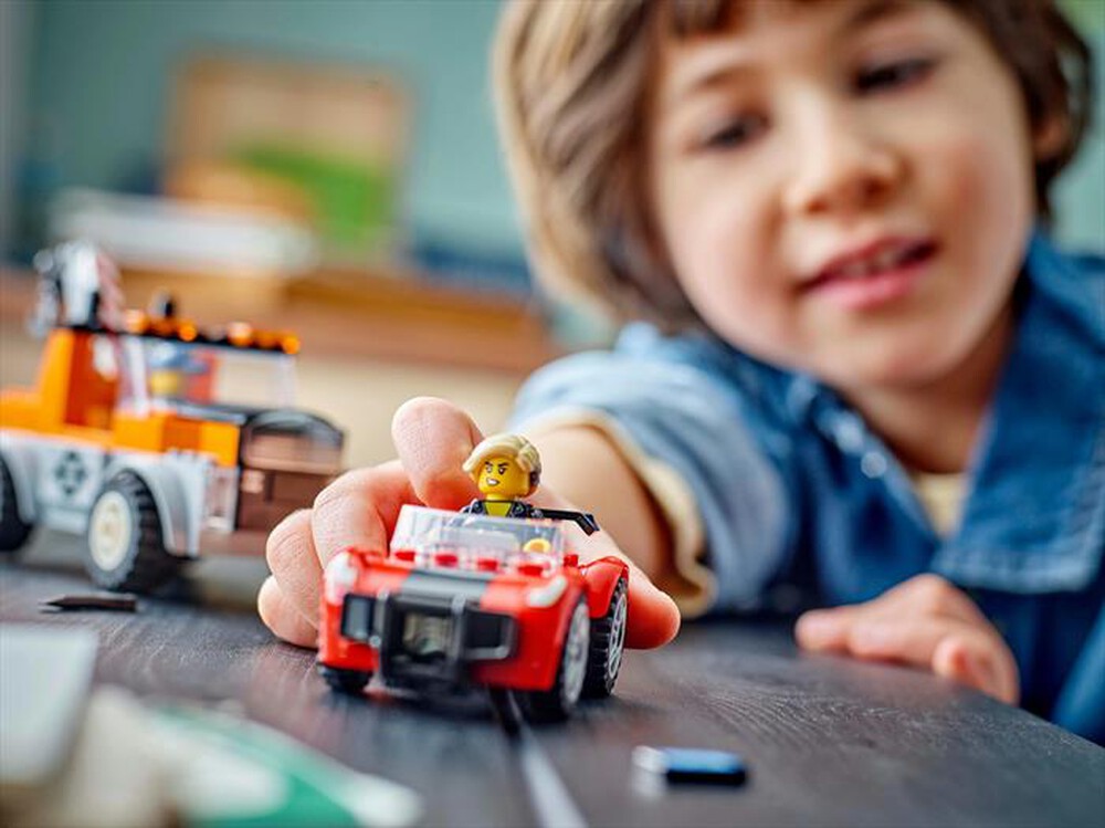Immagine del prodotto LEGO - CITY Autogr&ugrave; e officina auto sportive 60435