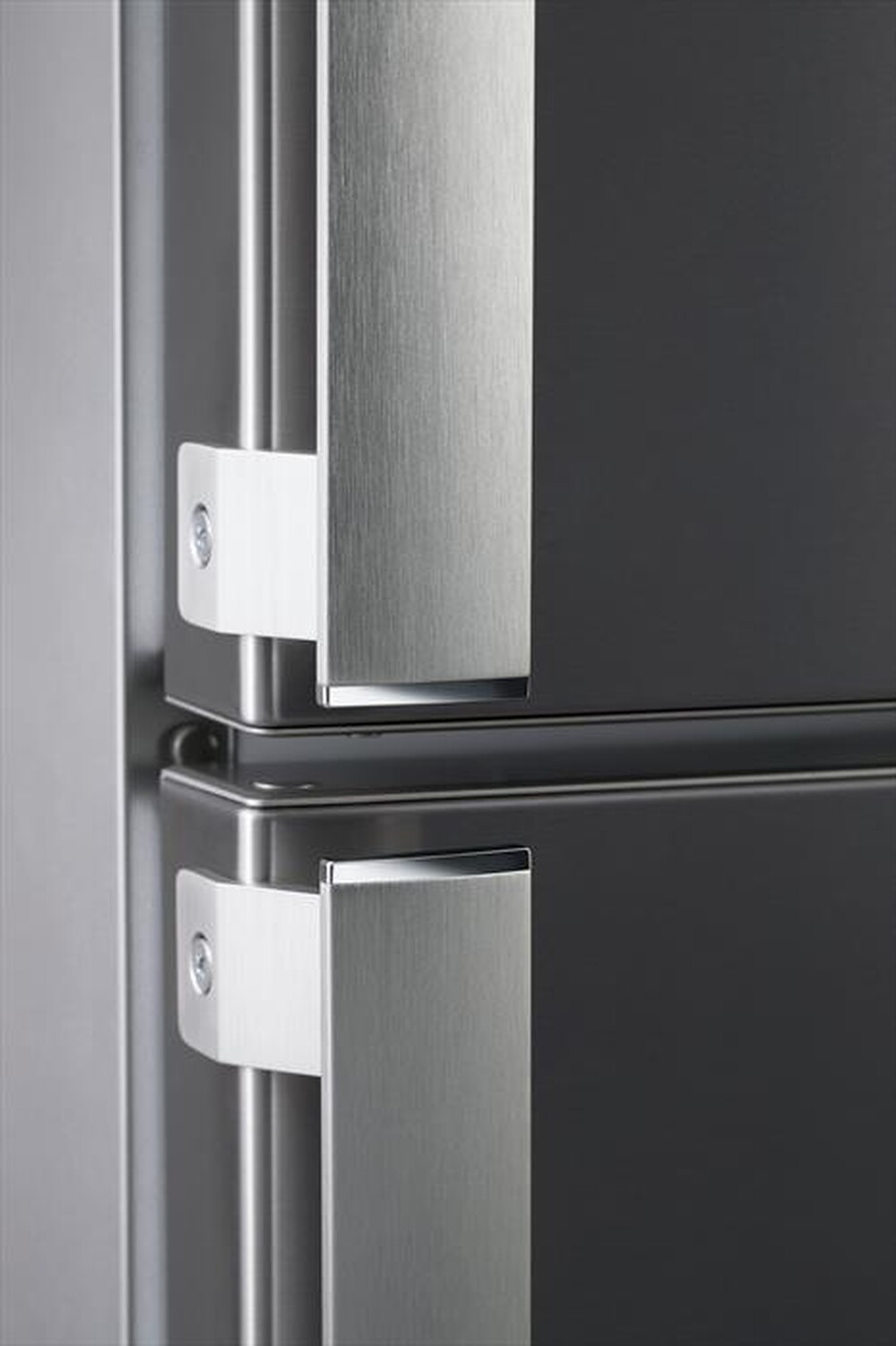 "WHIRLPOOL - Frigorifero combinato W84BE 73 X Classe D 588 lt-Acciaio inossidabile"
