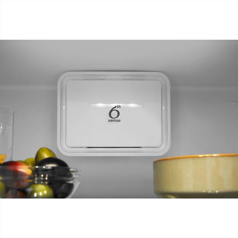 "WHIRLPOOL - Frigorifero combinato W5 821E OX 2 Classe E"