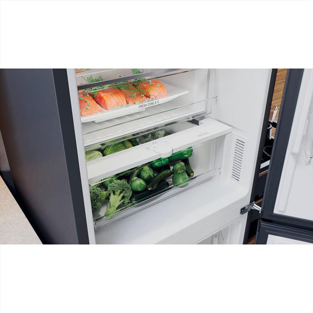 "HOTPOINT ARISTON - Frigorifero combinato HAFC8 TT33SK O3 Classe D"