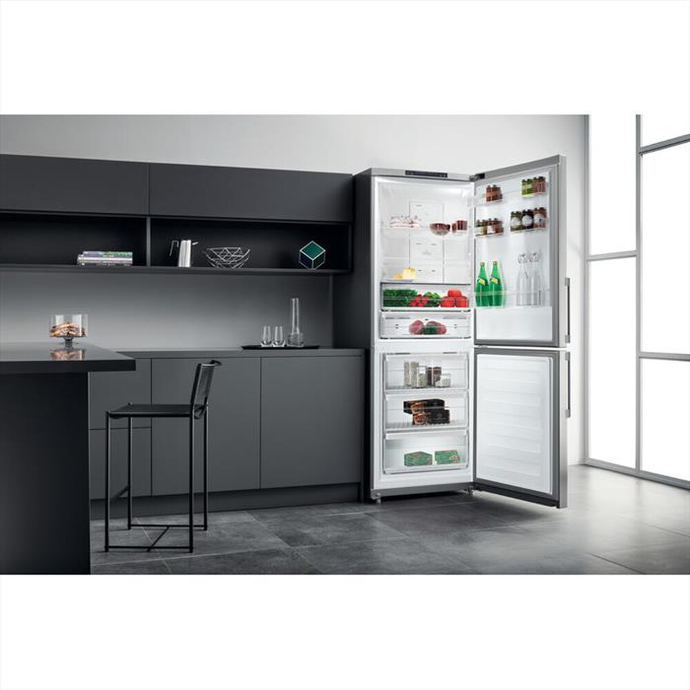 Immagine del prodotto HOTPOINT ARISTON - Frigorifero combinato HA70BI 31 S Classe F-Silver