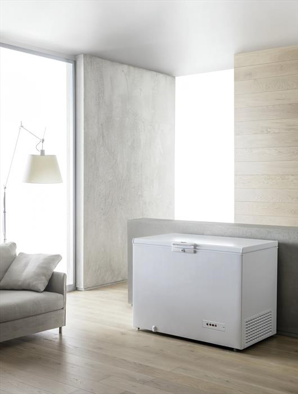 "WHIRLPOOL - Congelatore orizzontale WHE 4602 Classe E 437 lt"