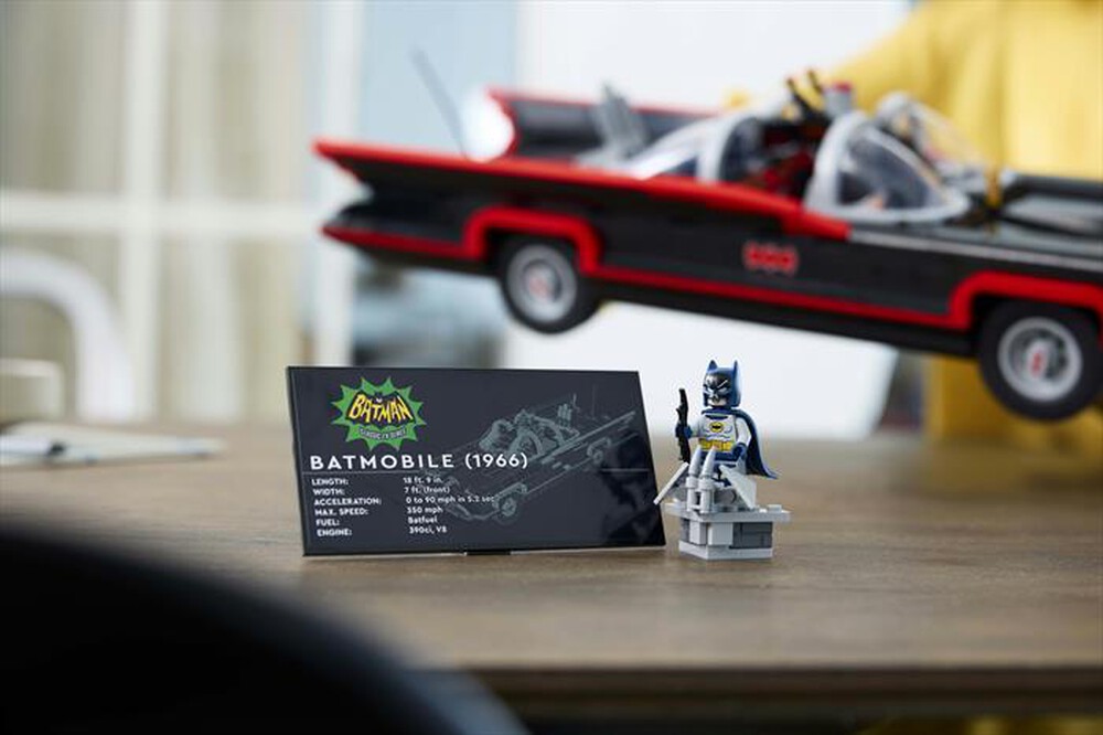 Immagine del prodotto LEGO - Batman: Batmobile Classic TV Series - 76328